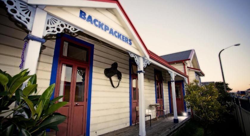 Stables Lodge Backpackers Napier Eksteriør billede