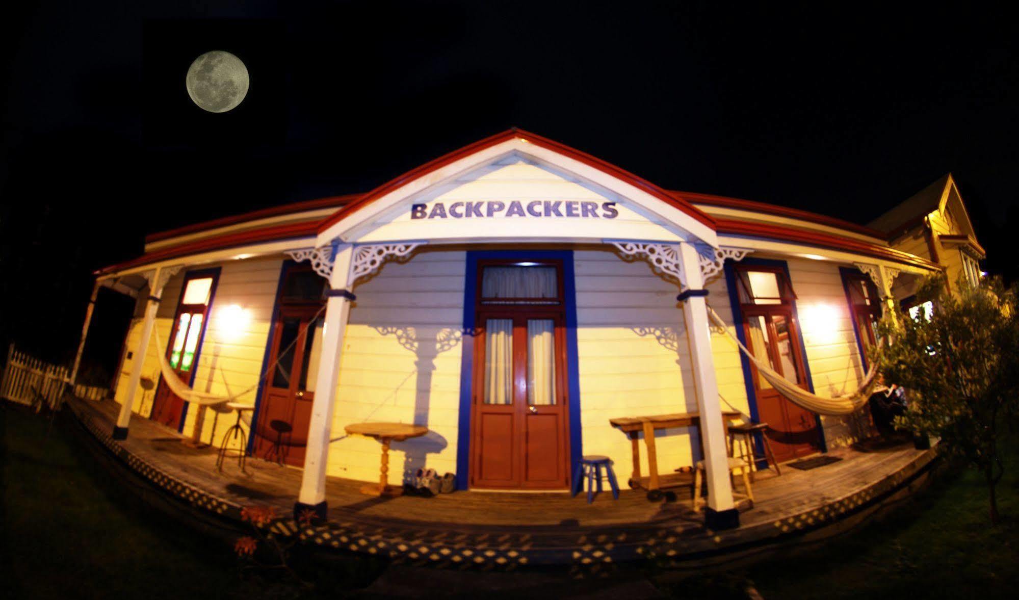 Stables Lodge Backpackers Napier Eksteriør billede